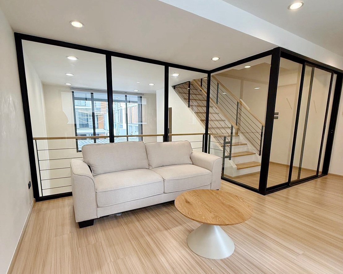 Townhouse in Pattanakarn 